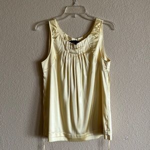 BCBG MAXAZRIA XS SILK TYPE YELLOW TANK TOP 💛